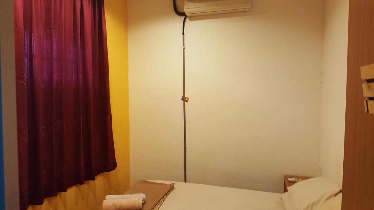 28 Bahari Hotel George Town Ngoại thất bức ảnh
